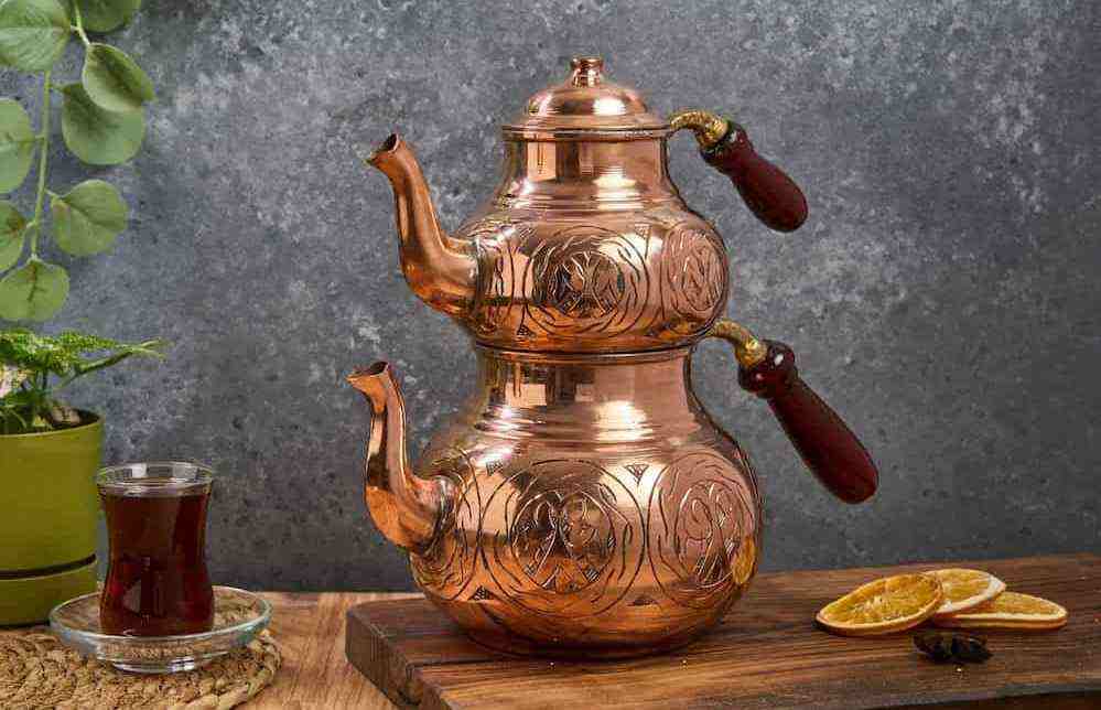 کتری قوری مسی شیردار مناسب سرو آسان چای